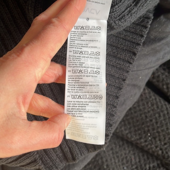 RVCA sweater - Picture 5 of 6